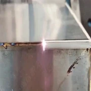 Keevisõmbluse laserpuhastusmasin